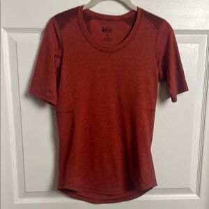 REI SCREENLINE XS T SHIRT Women's Short Sleeve Red Orange Hike Moisture Wick